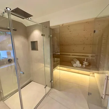 Lejlighed Private I Sauna I Panorama I Design